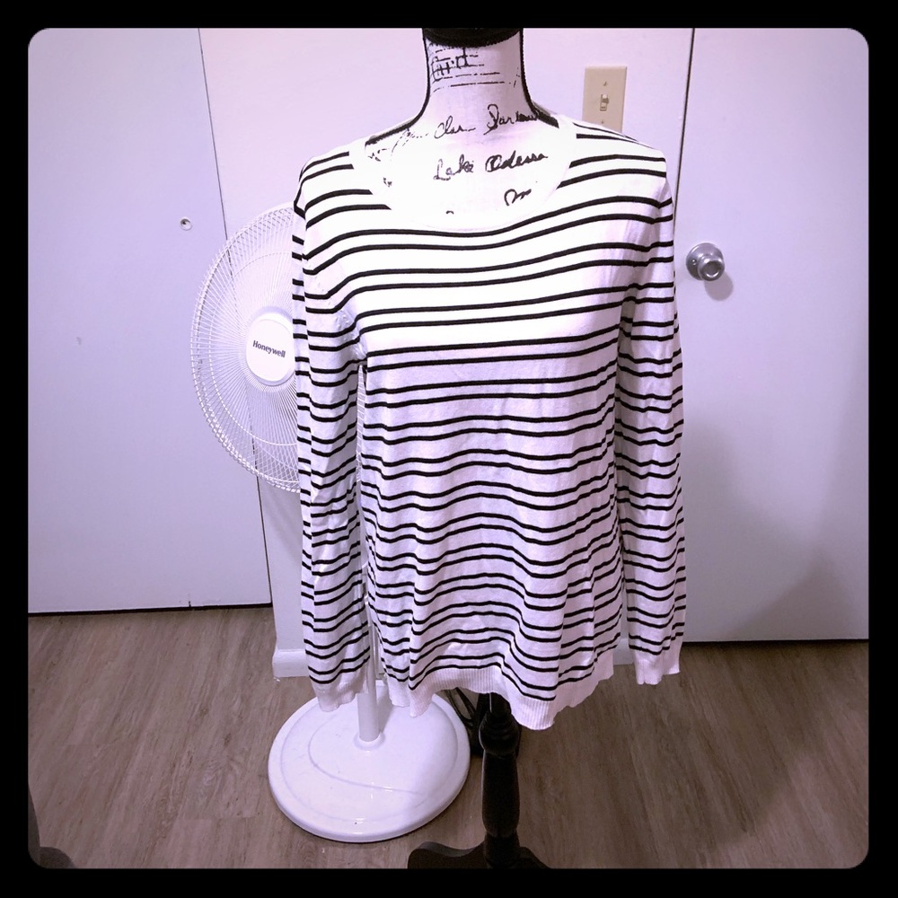 Stitch Fix 41 Hawthorn Elbow Patch Light Sweater